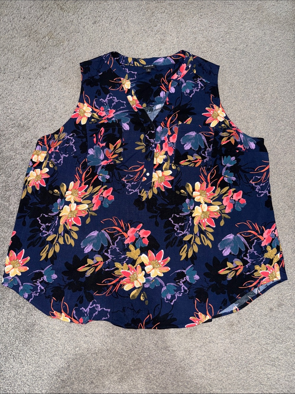 Torrid Sleeveless Navy Floral V-Neck Top